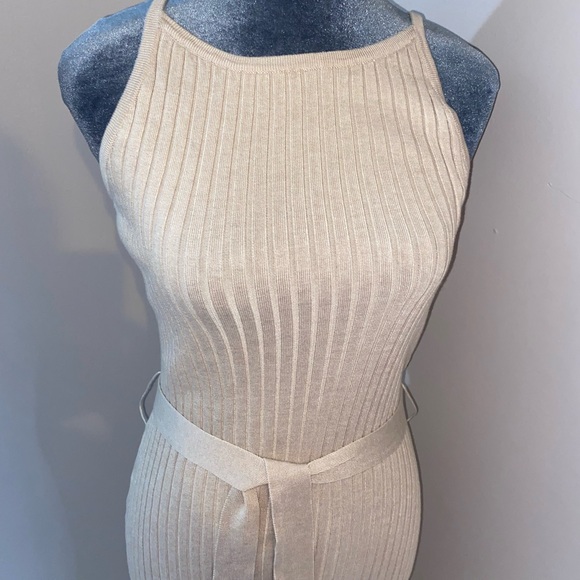 Olive + Oak Maxi Ribbed Dress - Picture 2 of 5